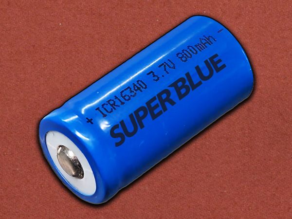 [SUPERBLUE] 800mAh 3.7V CR123A Rechargeable Battery 16340