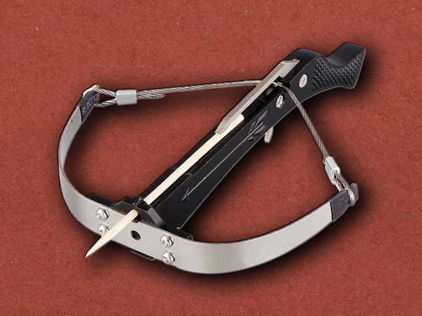 [Duncans] Miniature Crossbow Black, Fires Toothpicks