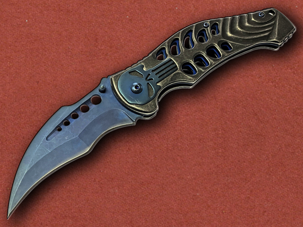 Titanium Blue Skull Lock Knife BF018030G