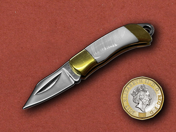 [Rough Ryder] Miniature Mother of Pearl Folder